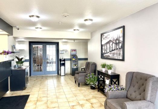 4. 슈퍼 8 바이 ..