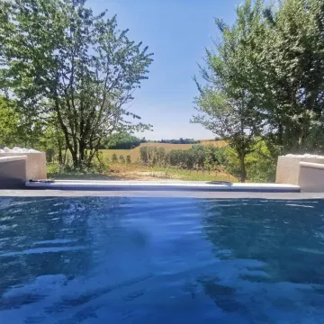 Apartemen Margonda Residence 3 Depok by DBancah Rooms - Housity