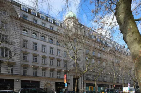 The Z Hotel Holborn Отели рядом с достопримечательностью «Library and Museum of Freemasonry»