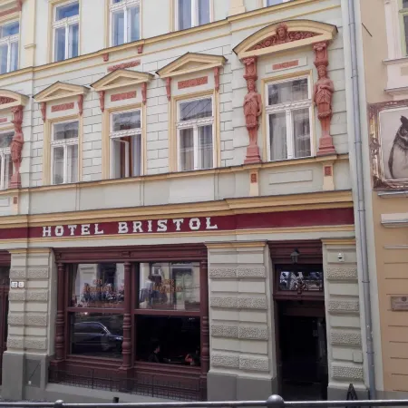 Hotel Bristol Отели в г. Банска-Штьявница