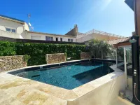 Logis Hotel de La Clape - Pools
