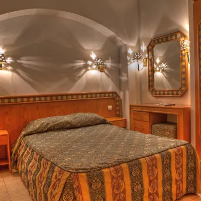 Real Caparica Hotel Hotels near Sanctuary of Christ the King