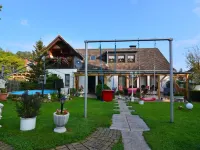 Gemutliches Ferienhaus Mit Pool in Blankenburg Hotels in Blankenburg