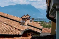 L'Angelica Holiday Home Hotels in Lonato del Garda