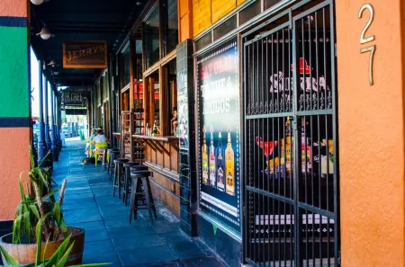 Cape Town Micro Apartments Отели рядом с достопримечательностью «Кирстенбош»