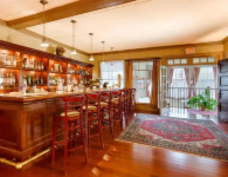 게이트웨이 인 & 레스토랑