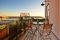 Inn at the Market - Ocean View