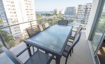 Verve on Cotton Tree