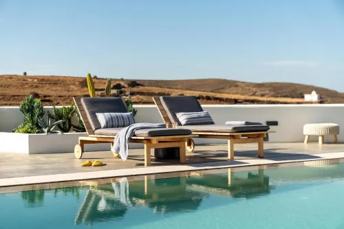 Chora Kythnos Suites Adults Only