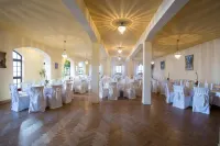 Landhotel Battenheimer Hof فنادق في Guntersblum