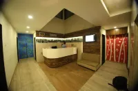 Hotel Madhuri Executive