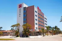 Ibis Paranagua Hotels in 