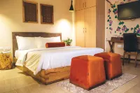 Roots Apartment Hotel