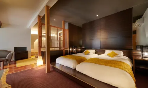 Akari et Kaori Formerly Taizanso