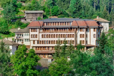 Shiroka Laka Hotel Các khách sạn ở 