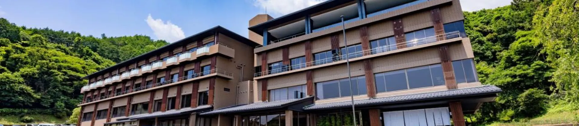 Four-Star Hotels