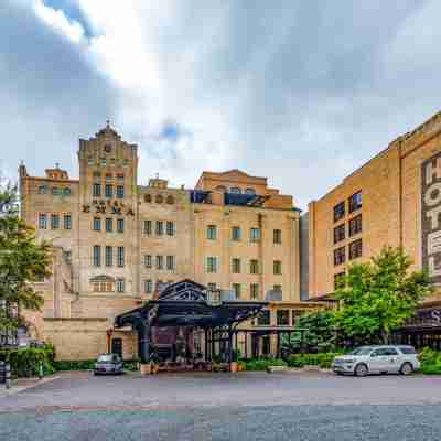 珠江河濱艾瑪飯店 Hotel Exterior