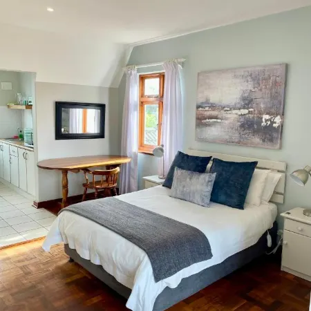 Aberdour Guesthouse Отели рядом с достопримечательностью «Форт Фредерик»