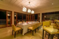 Villa Salazie Hotels in Round