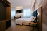 Hotel Everest Hotels in Trento