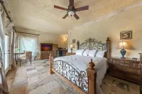 Blanco Riverside Cottages Hotels in Blanco