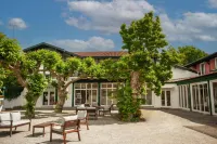 Logis Thermal Hotels in Saint-Lon-les-Mines