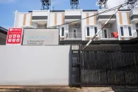 RedDoorz near Stasiun Solo Balapan 3 Hotel di Punggawan
