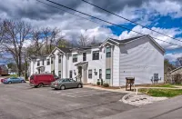 Updated Apt 1 Mi to Western Kentucky University!