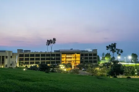 Mantis Kivu Marina Bay Hotel