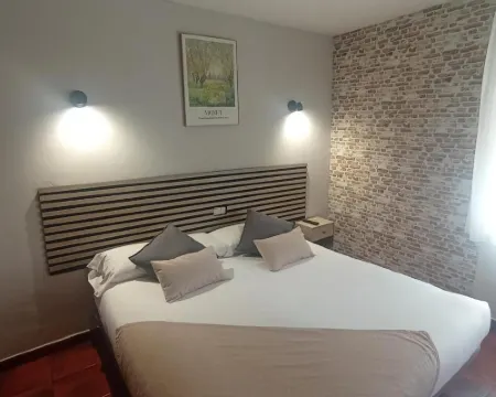 Puente Azud Hoteles en Avilés