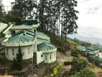 Blackwood Hotel and view bungalow فنادق في بادولا