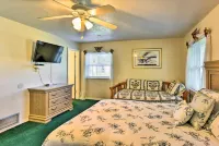Sandford Vacation Rental Near Airport and Lake!