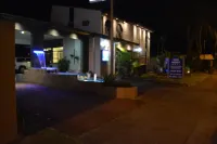 Alabaster Motor Inn Hotel di Taree
