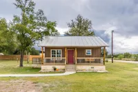 Vineyard Trail Cottages- Adults Only Các khách sạn ở Stonewall