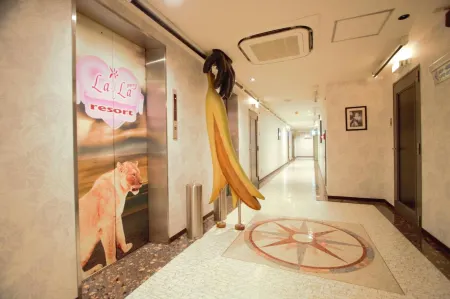 LaLa Resort