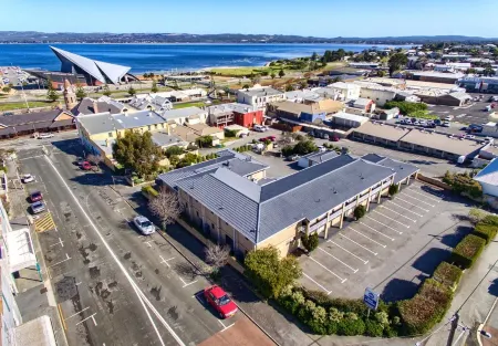 Albany Motel & Apartments Отели в г. Олбани