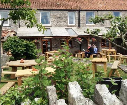 Cross Keys Inn Hotels in Castle Cary