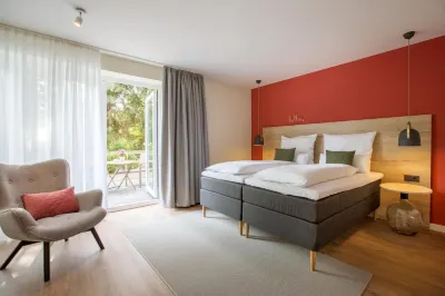 Weinbek Hotels near Kunstwerk Carlshutte