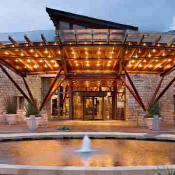 African Pride Arabella Hotel & Spa Hotel Exterior