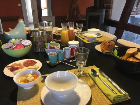 La Maison d'Emilie Отели в г. Рюстенхар