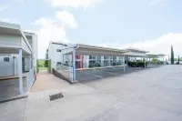 City Golf Club Motel - موقف سيارات