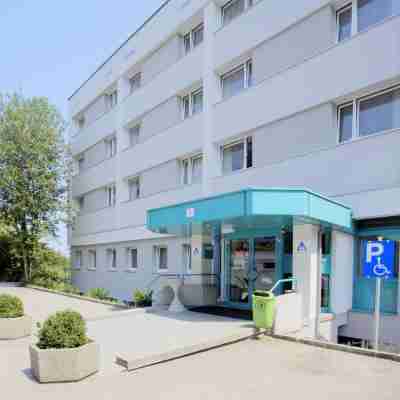 Jugendgästehaus Linz Hotel Exterior