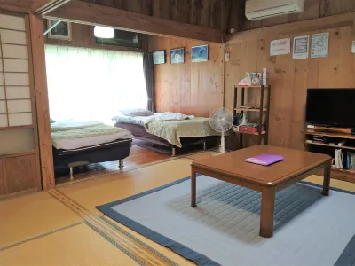 Cottage Yakusugi House Hotels near Shiratani Unsui Gorge