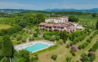Castello Belvedere Apartments