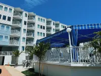 El Coronado Resort