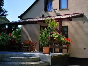 3 To Sziki Szallo