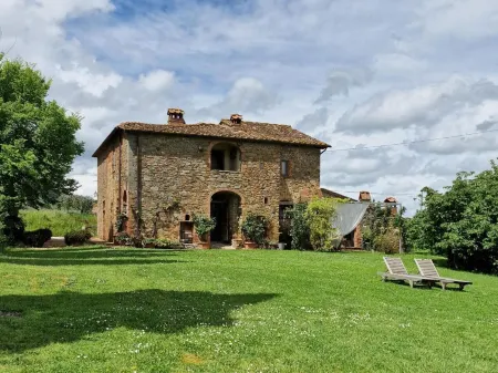 Podere Pievina Delle Corti - Dimora di Campagna