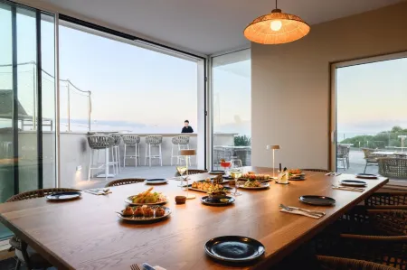 XVI Suites Boutique Hotel Отели в г. Нашар