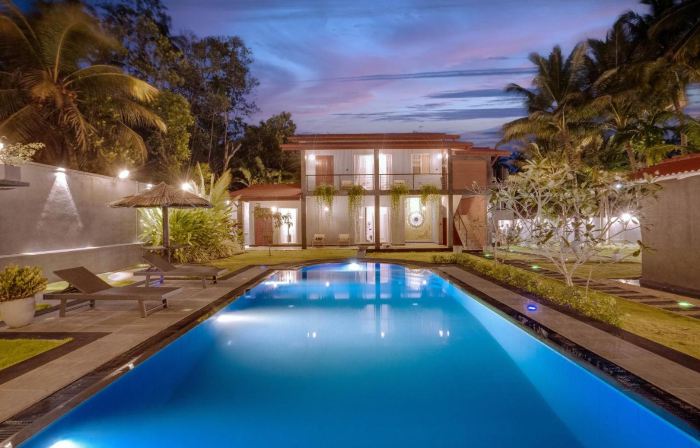 Hasthri Boutique Brown Apartment in Ahangama with pool Near Beach