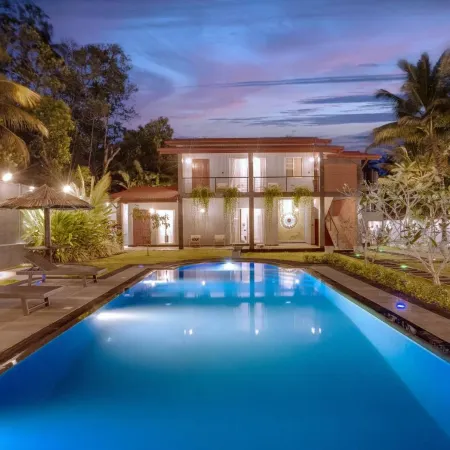 Hasthri Boutique Brown Apartment in Ahangama with pool Near Beach